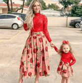 Robe mère fille rouge en dentelle